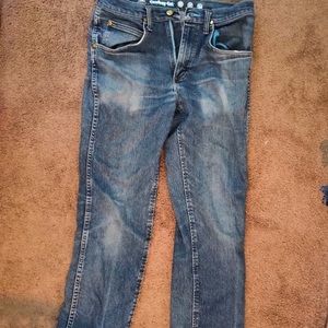 Wrangler straight fit